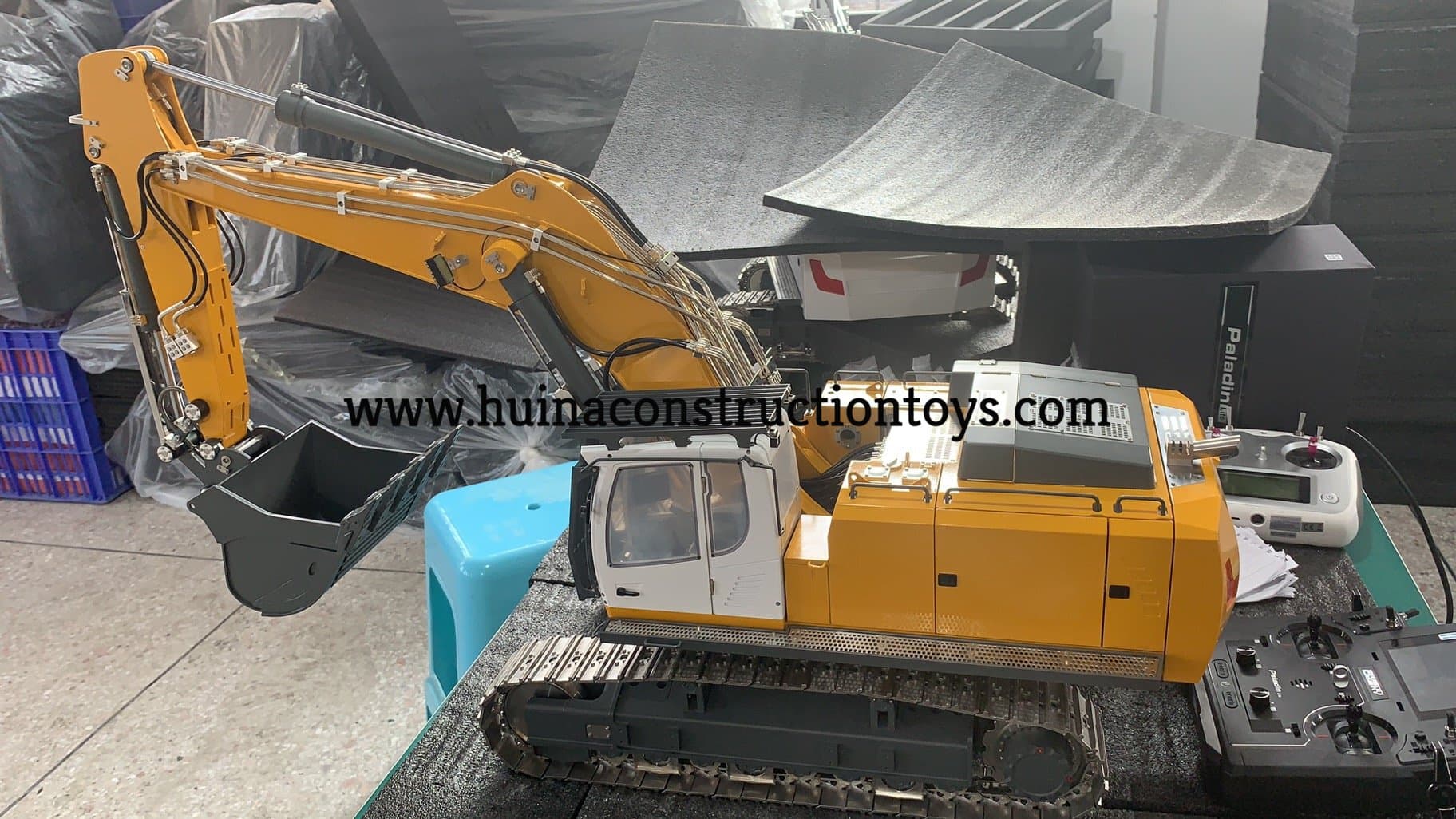 Kabolite 970 1:14 Hydraulic RC Excavator — view 24