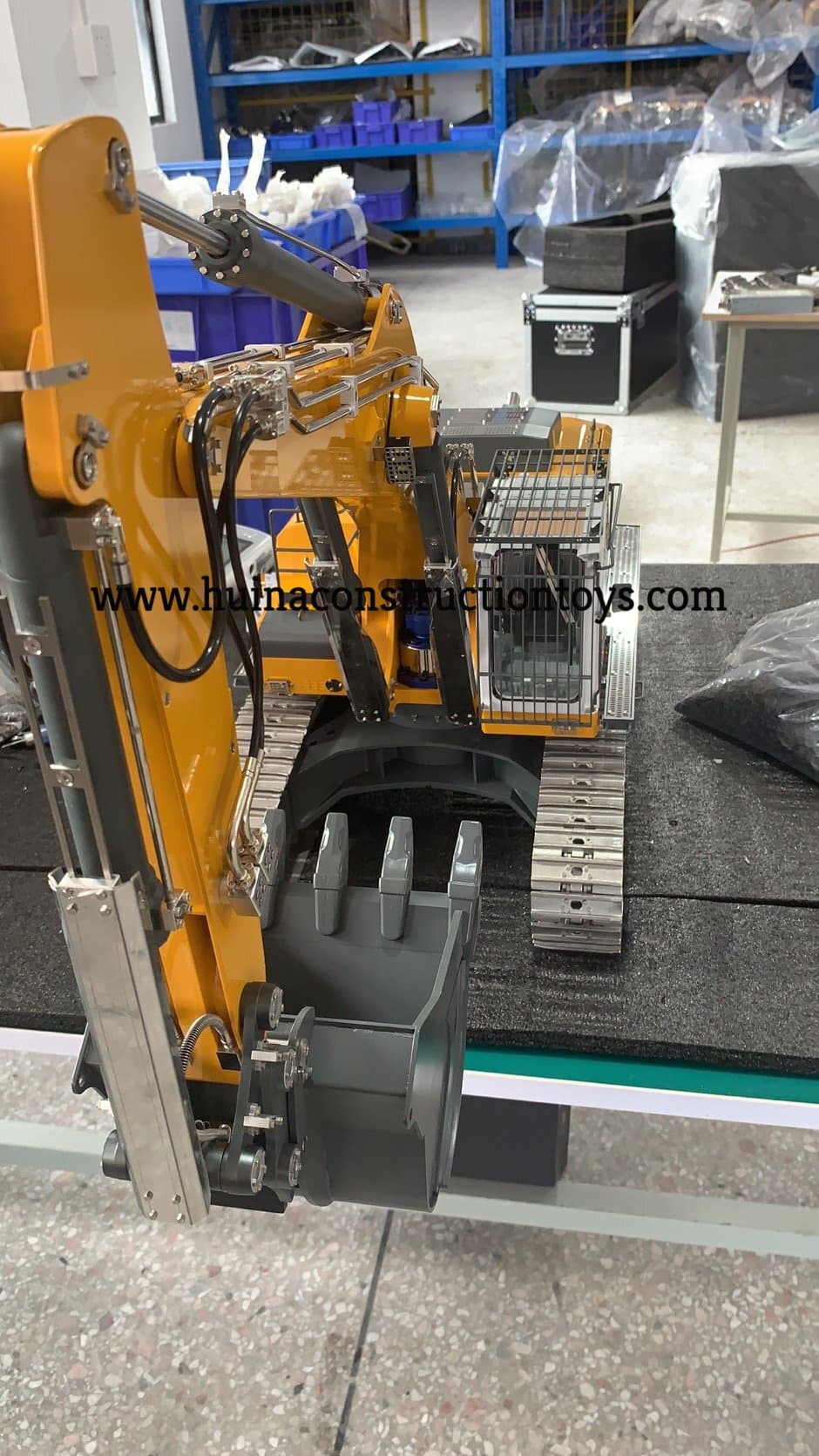 Kabolite 970 1:14 Hydraulic RC Excavator — view 26