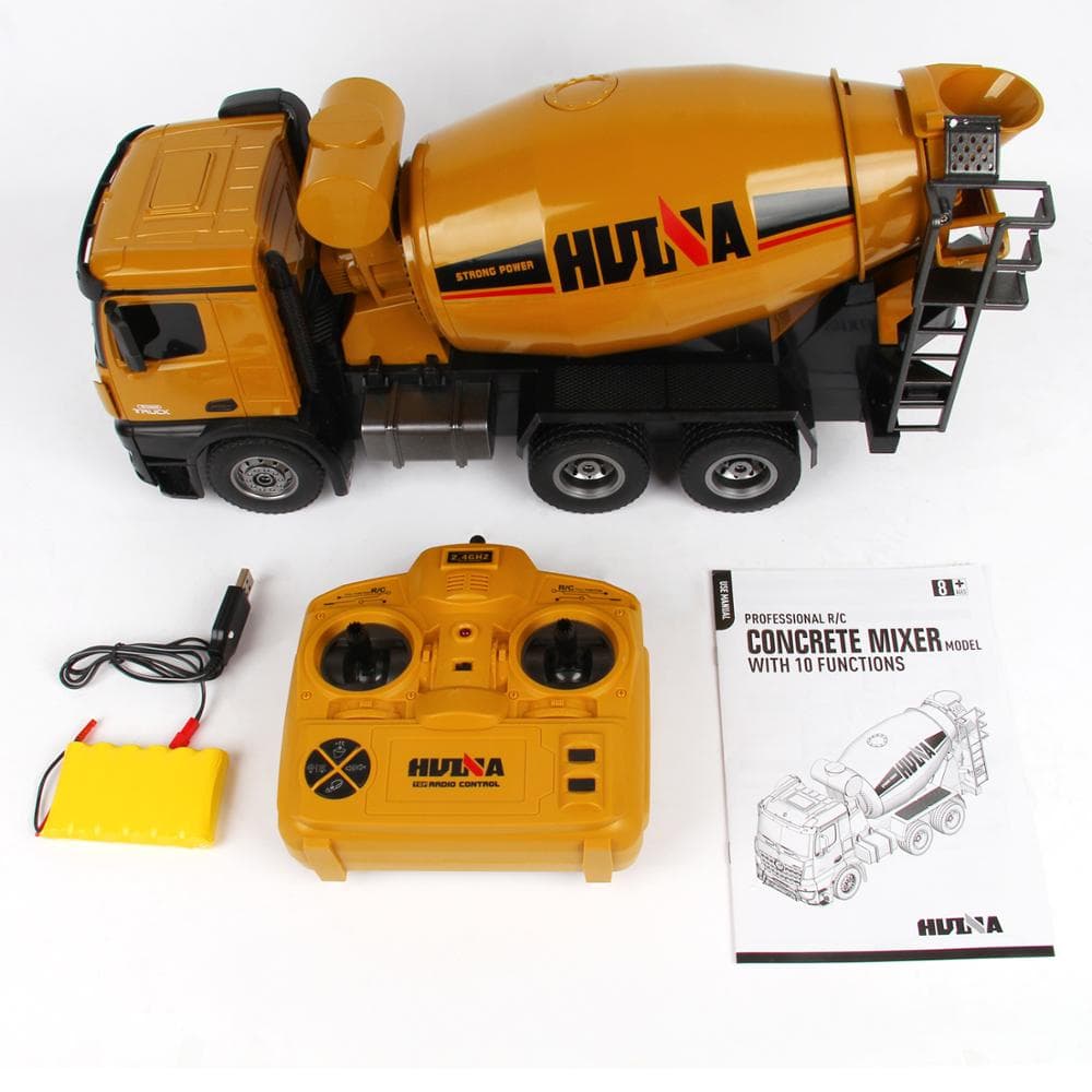 Huina 1574 1:14 Concrete Mixer Truck — view 2