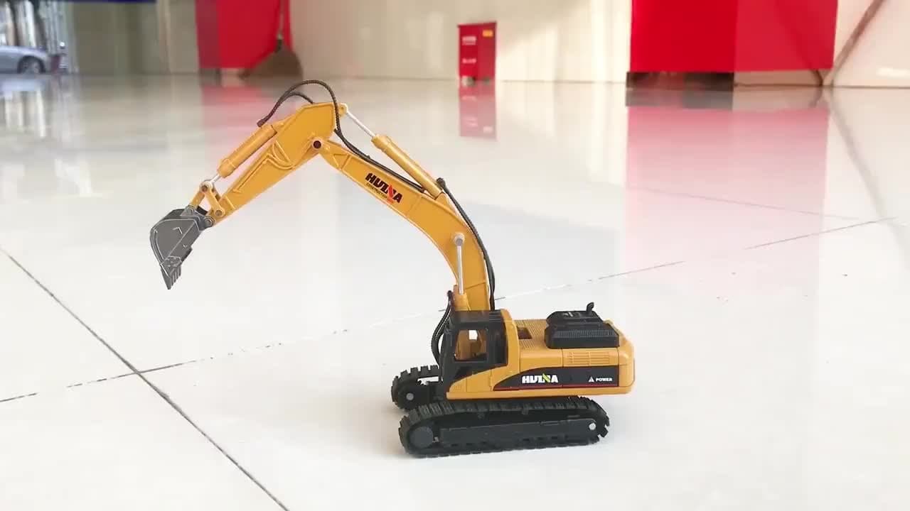 Huina 1710 1:50 Diecast Excavator — view 7