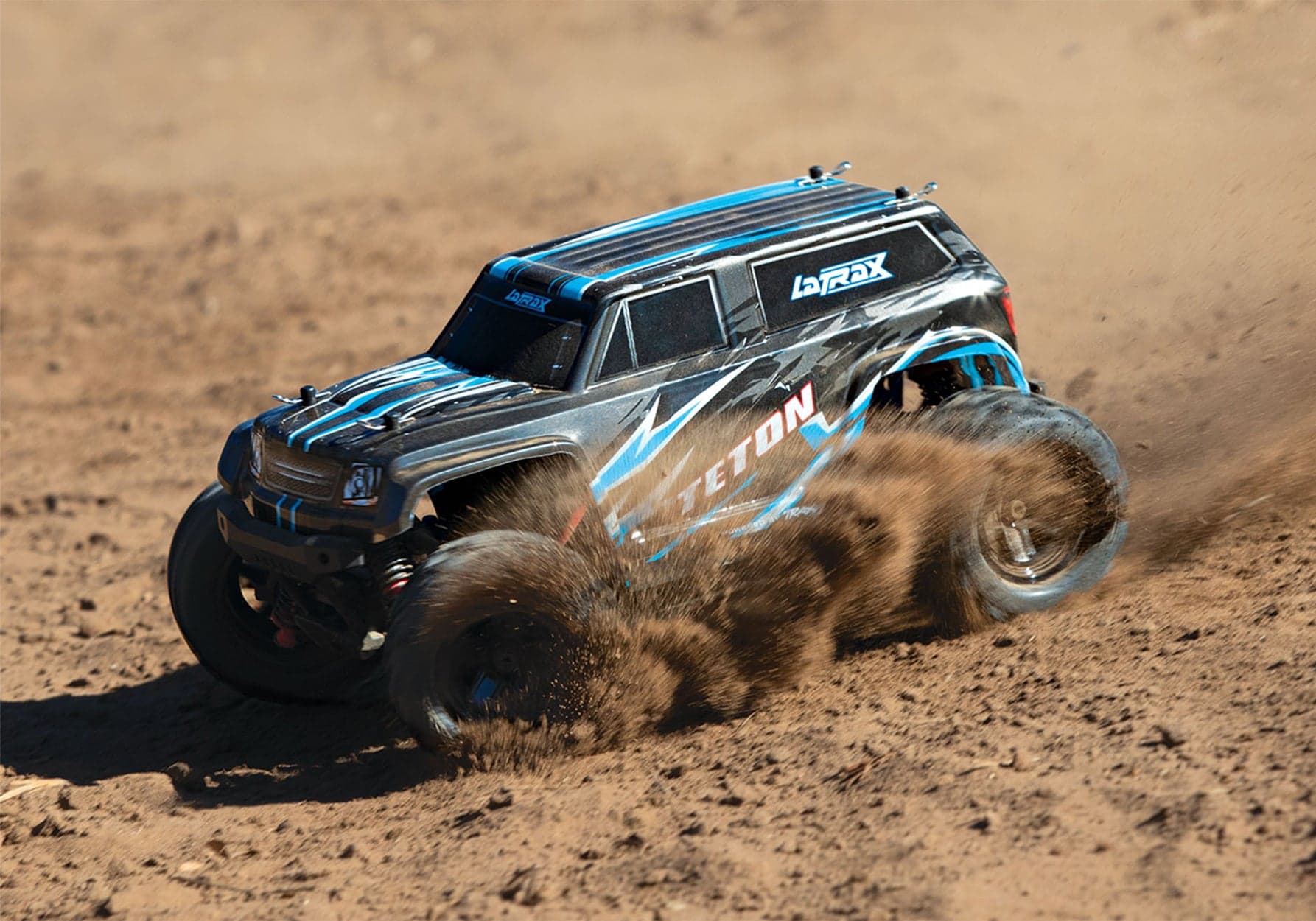 LaTrax Teton 1:18 4X4 Monster Truck RTR — view 3