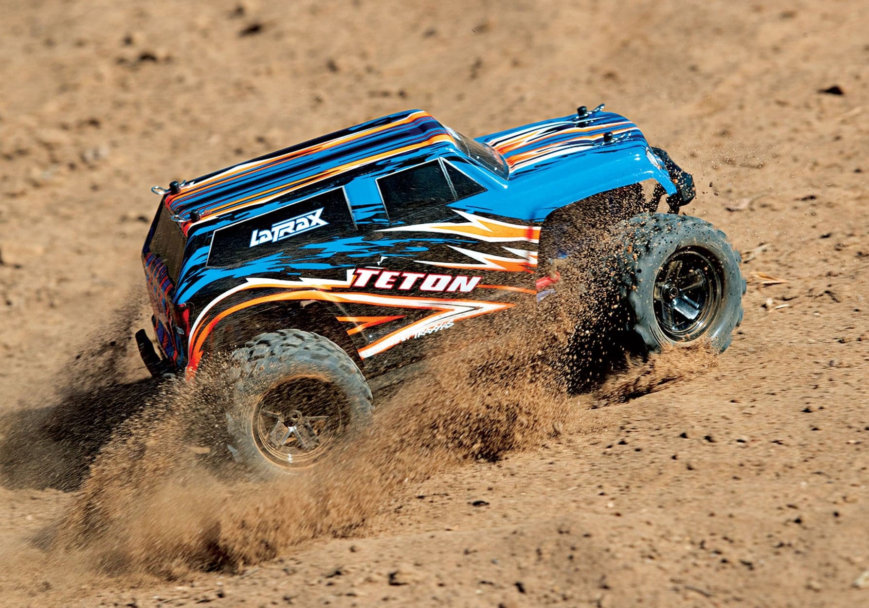 LaTrax Teton 1:18 4X4 Monster Truck RTR — view 3