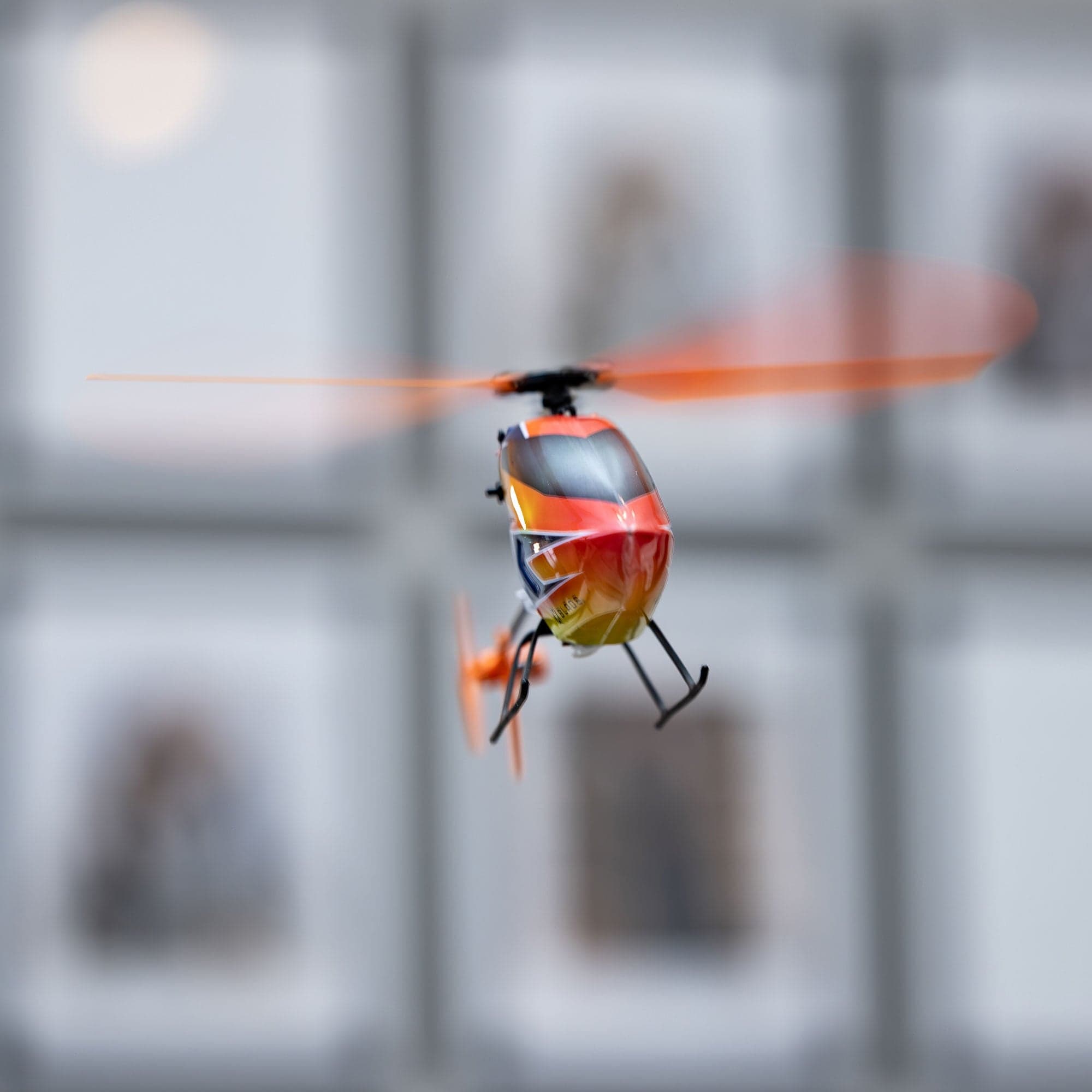 Blade Revolution 90 FP Helicopter RTF w/ SAFE — view 5